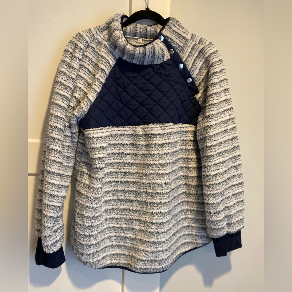 Super Cute Pullover With Functional Buttons - image 1